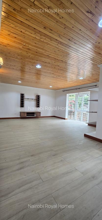 5 Bed House with En Suite at Rosslyn Lone 𝘵𝘳𝘦𝘦 - 17