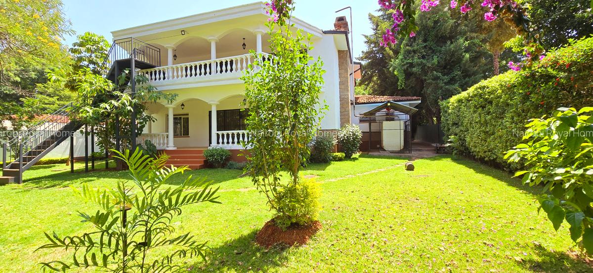 Commercial Property with Service Charge Included at Un Crescent - 6