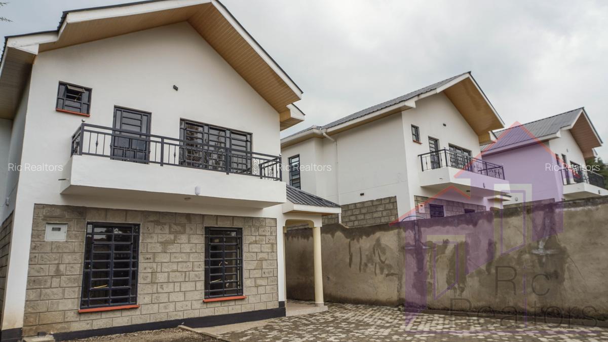 4 Bed Townhouse with En Suite at Merisho Road - 2