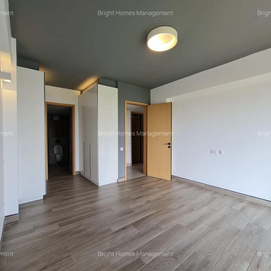 2 Bed Apartment with En Suite in Kilimani - 3