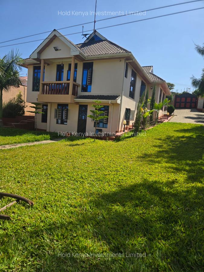 4 Bed House with En Suite at Sahara Ridge - 1