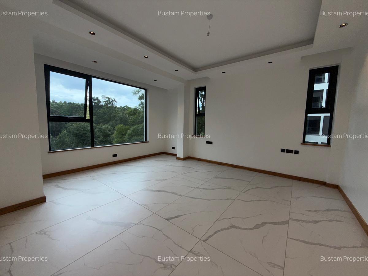 5 Bed Apartment with En Suite in Spring Valley - 7