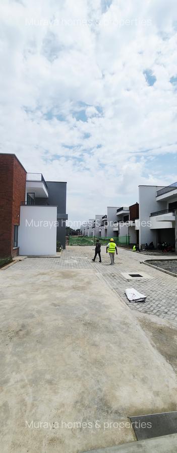 5 Bed Townhouse with En Suite at Langata Road - 3