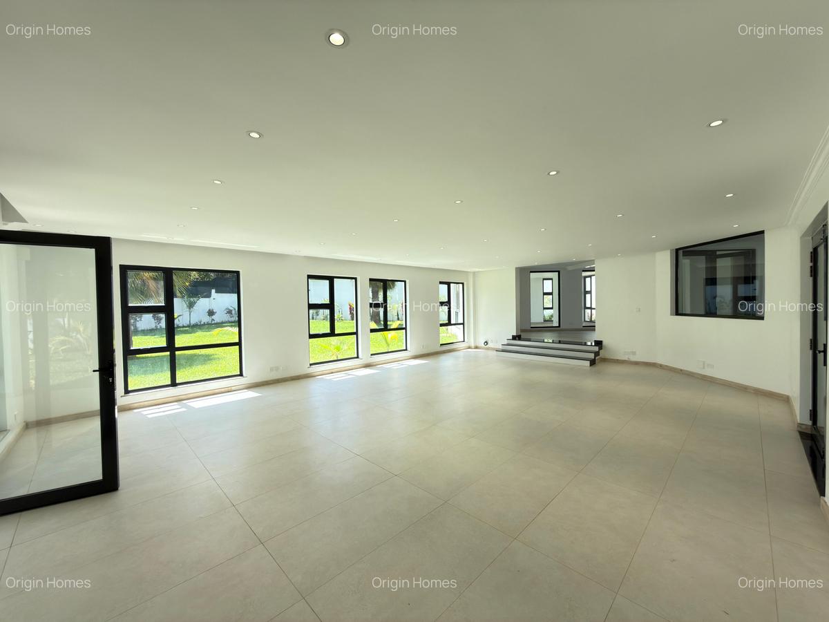 6 Bed House with En Suite at Runda - 2