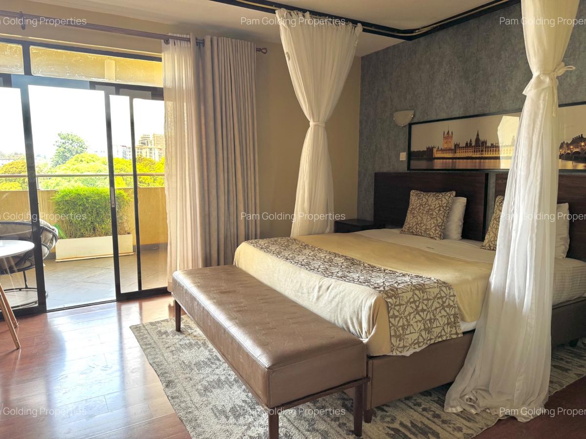 Furnished 4 Bed Apartment with En Suite at Church Road - 9