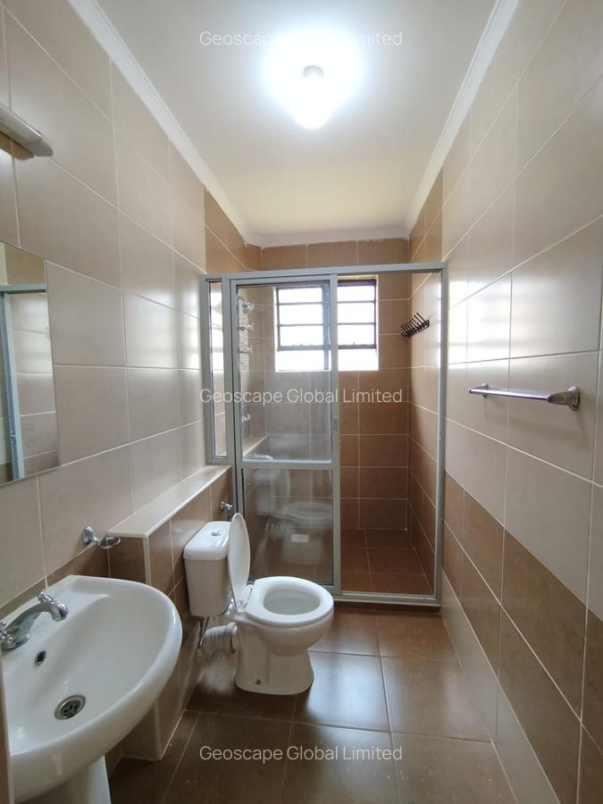 4 Bed House with En Suite in Kiambu Road - 11