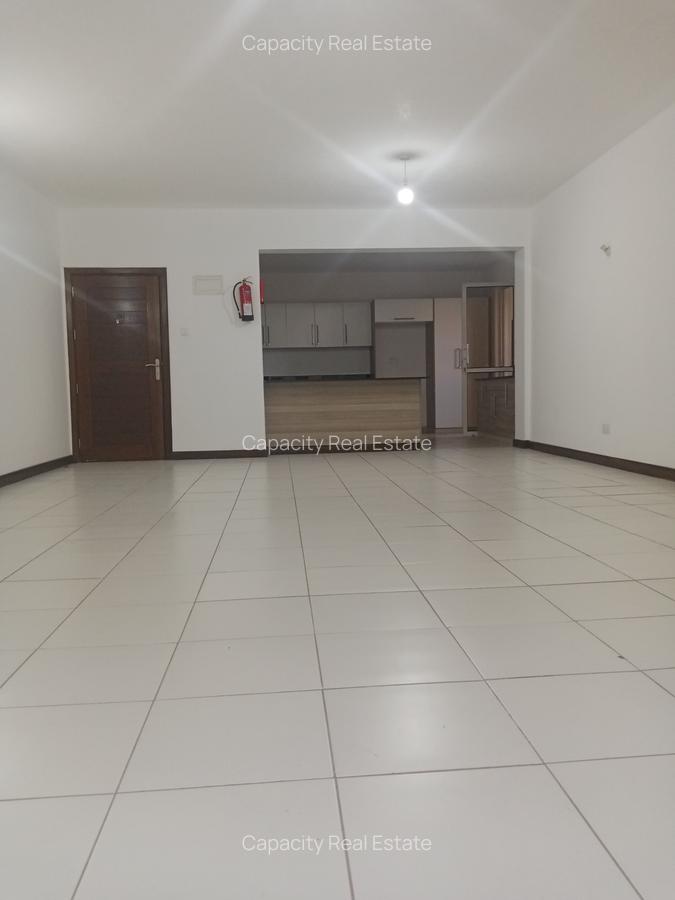 2 Bed Apartment with En Suite in Westlands Area - 3