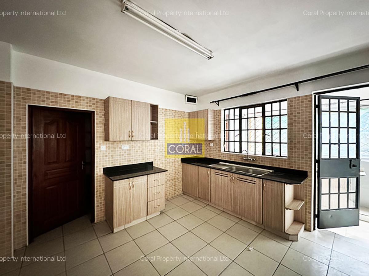 4 Bed Apartment in Parklands - 5
