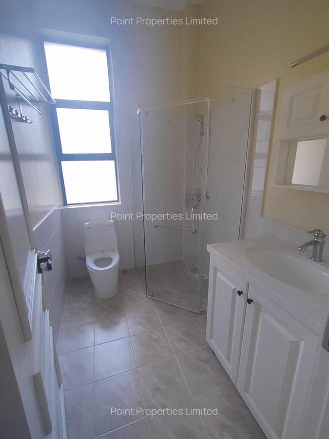 5 Bed Villa with En Suite in Karen - 15