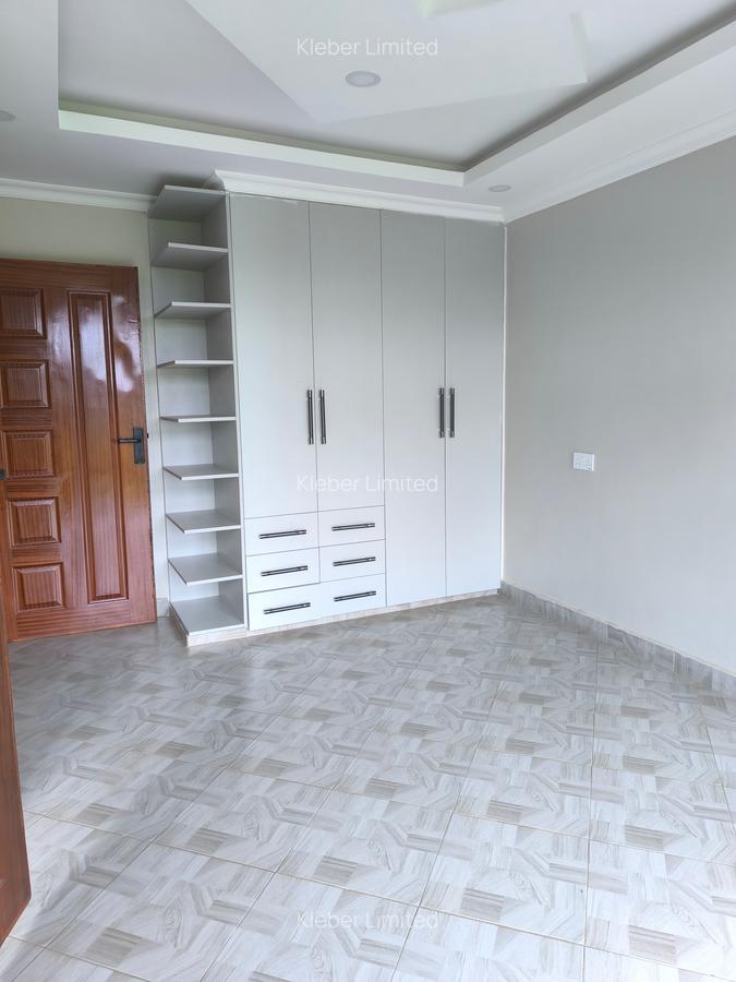 4 Bed House with En Suite in Ruiru - 18