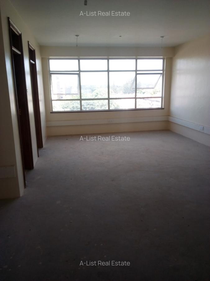 900 ft² Office with Service Charge Included at Ngara - 17