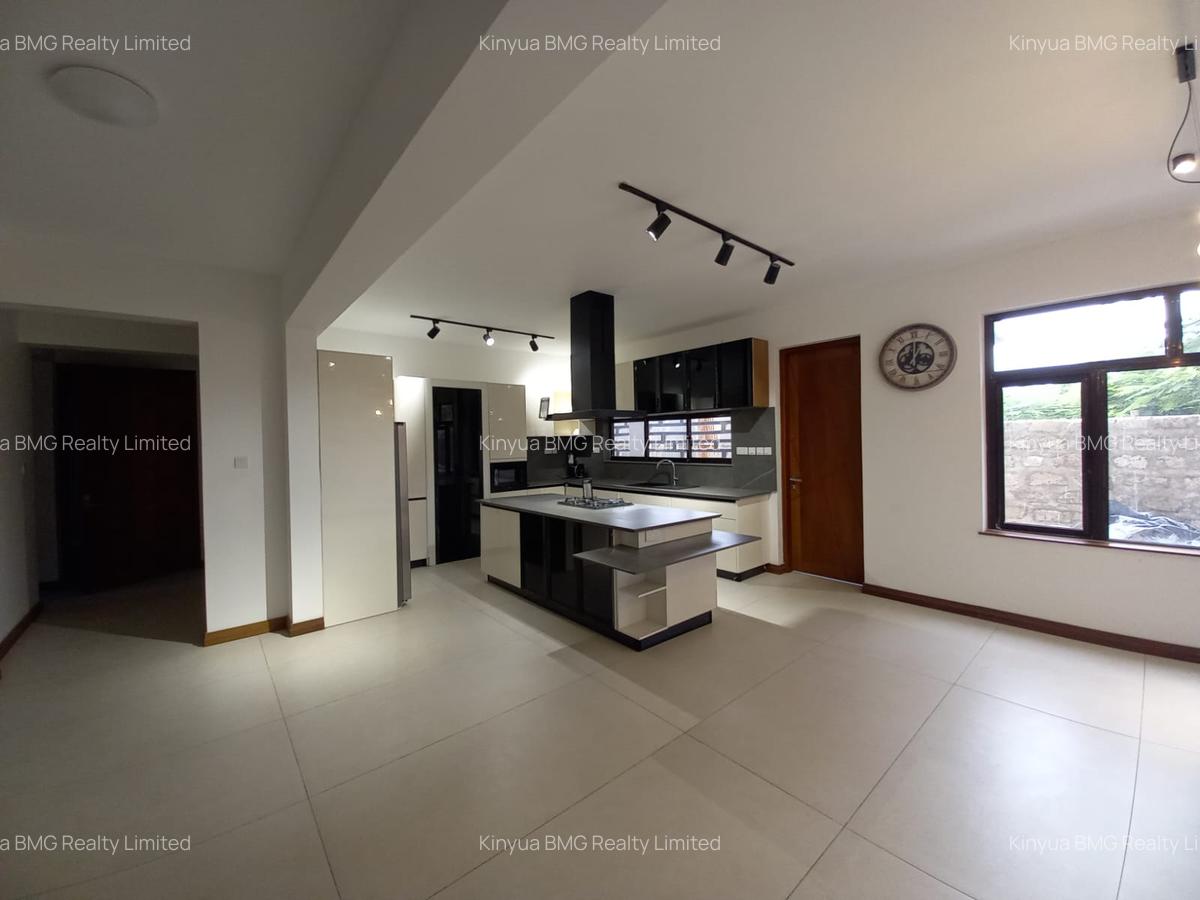 Serviced 4 Bed Apartment with En Suite at Off Mt Kenya Road - 3