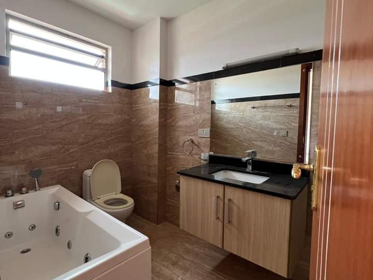 4 Bed Apartment with En Suite in Kileleshwa - 15