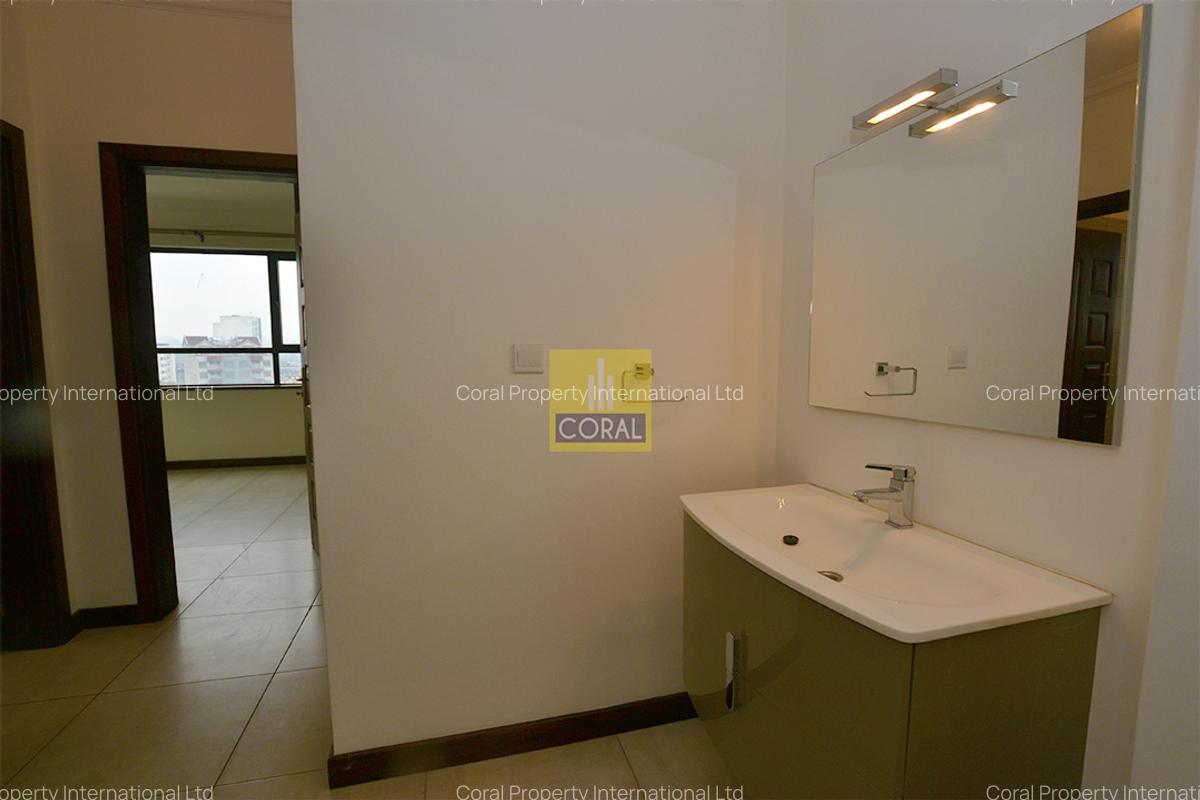 3 Bed Apartment in Parklands - 8