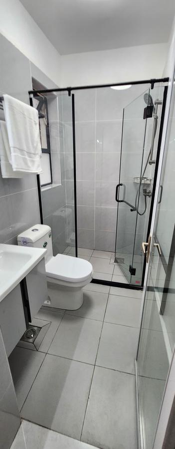 Serviced 3 Bed Apartment with En Suite at Brookside Drive - 7