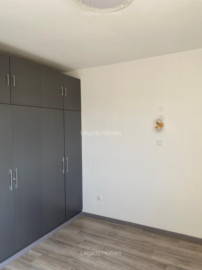 Serviced 3 Bed Apartment with En Suite at Othaya Road - 6