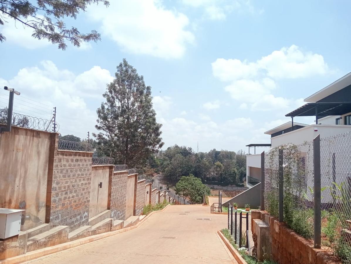 5 Bed House with En Suite in Kitisuru - 11