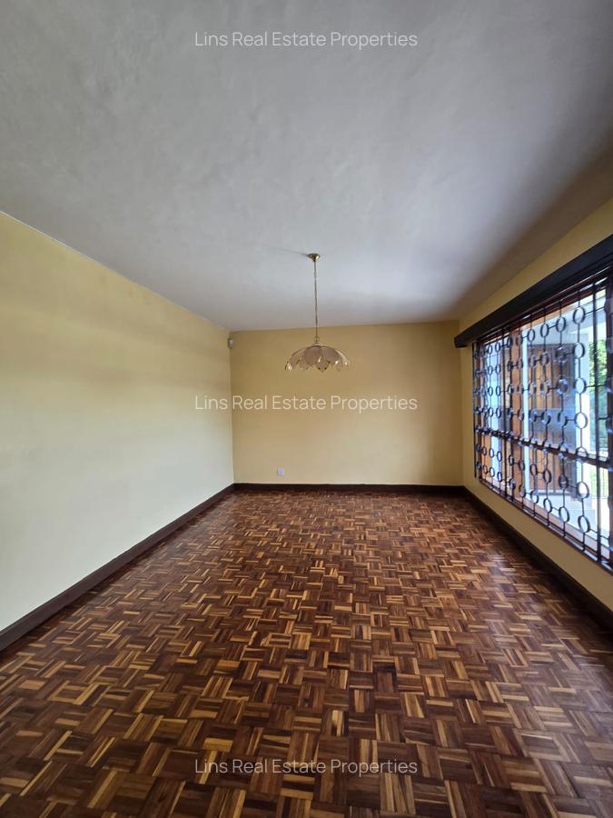 5 Bed House with En Suite in Loresho - 10