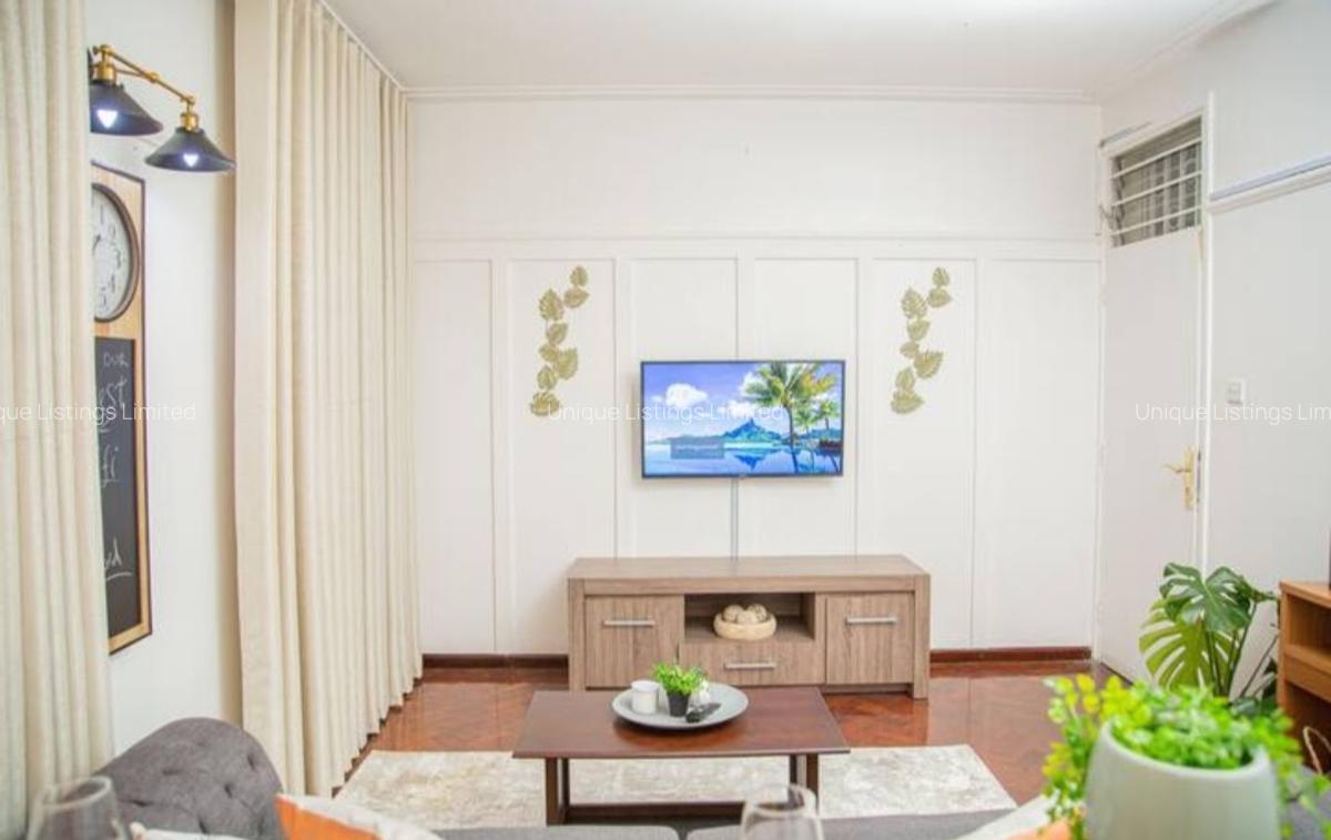 Office with Service Charge Included in Riverside - 2