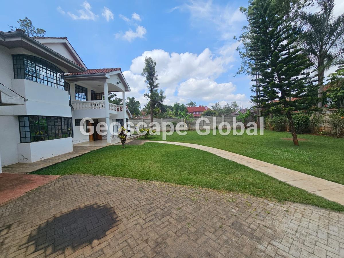 4 Bed House with En Suite in Runda - 9