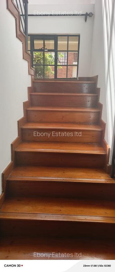 4 Bed Townhouse with En Suite in Lavington - 8