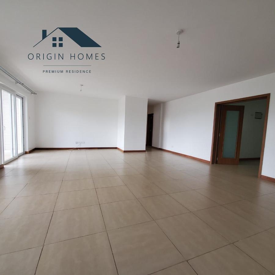 3 Bed Apartment with En Suite at Lavington - 4