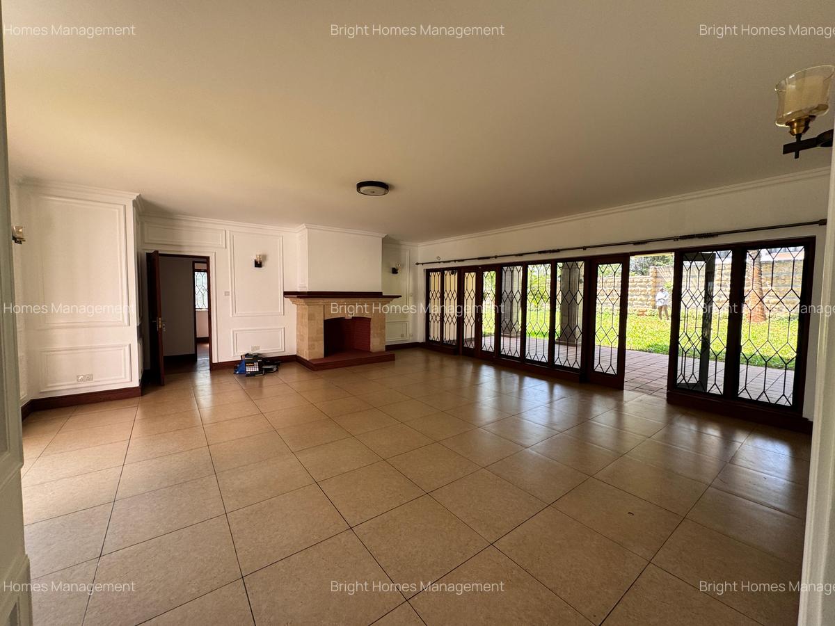 5 Bed Villa with En Suite in Gigiri - 4