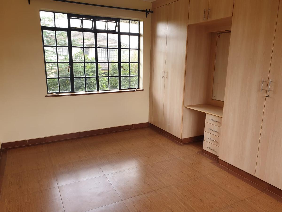 3 Bed Townhouse with En Suite in Kiambu Road - 13