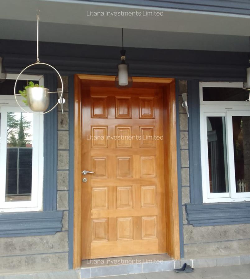 4 Bed House with En Suite at Bogani - 2