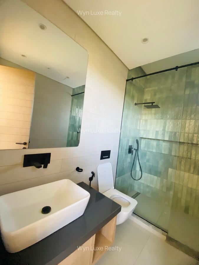 5 Bed Villa at Brookside - 14