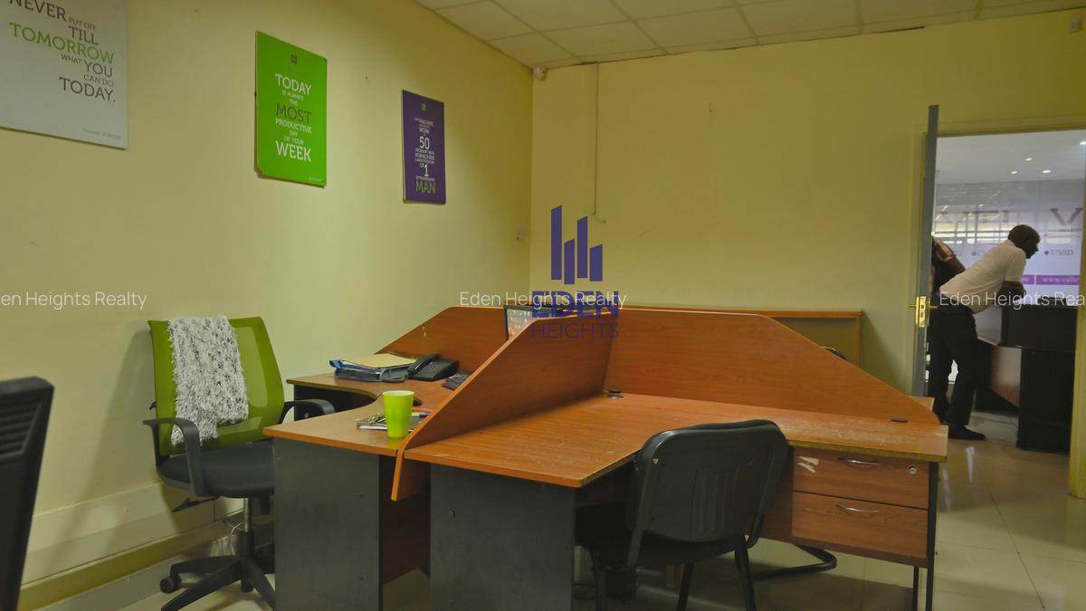 1,224 ft² Office with Backup Generator in Parklands - 3