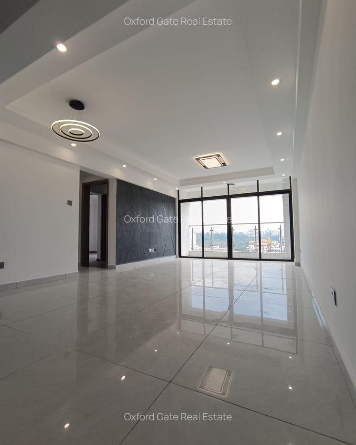 2 Bed Apartment with En Suite at Westlands Road - 1