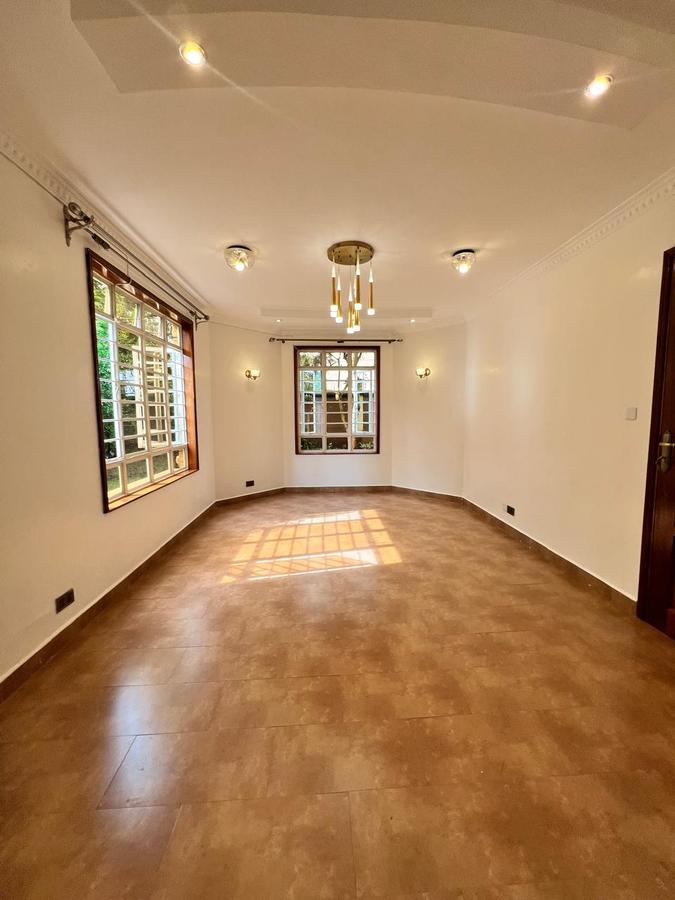 6 Bed Townhouse with En Suite in Karen - 9