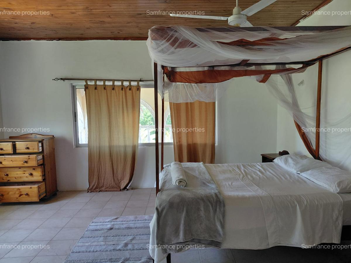 7 Bed Villa with En Suite at Turtle Bay - 7