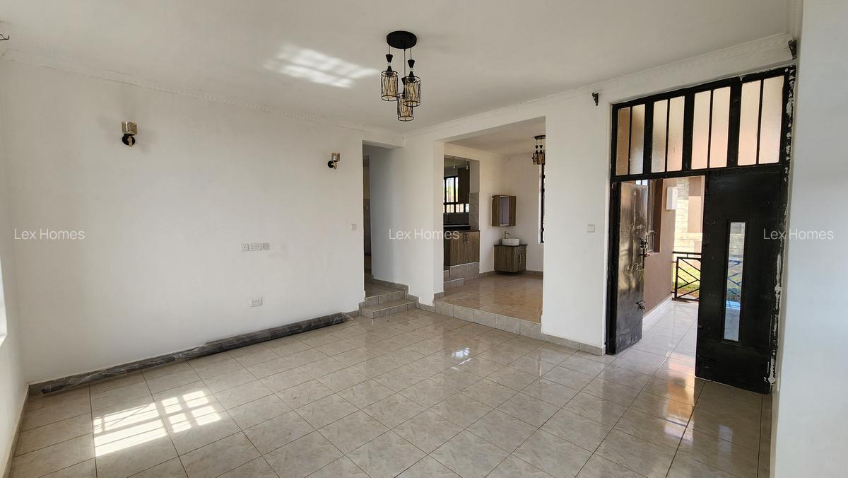 4 Bed House with En Suite at Rimpa - 6