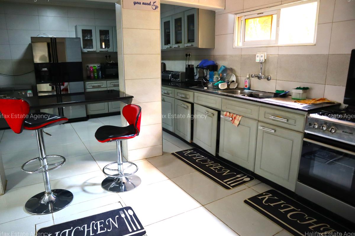 6 Bed House with En Suite in Westlands Area - 5