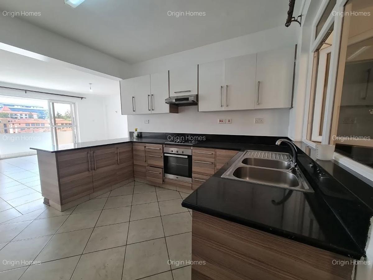 2 Bed Apartment with En Suite at Westlands - 5