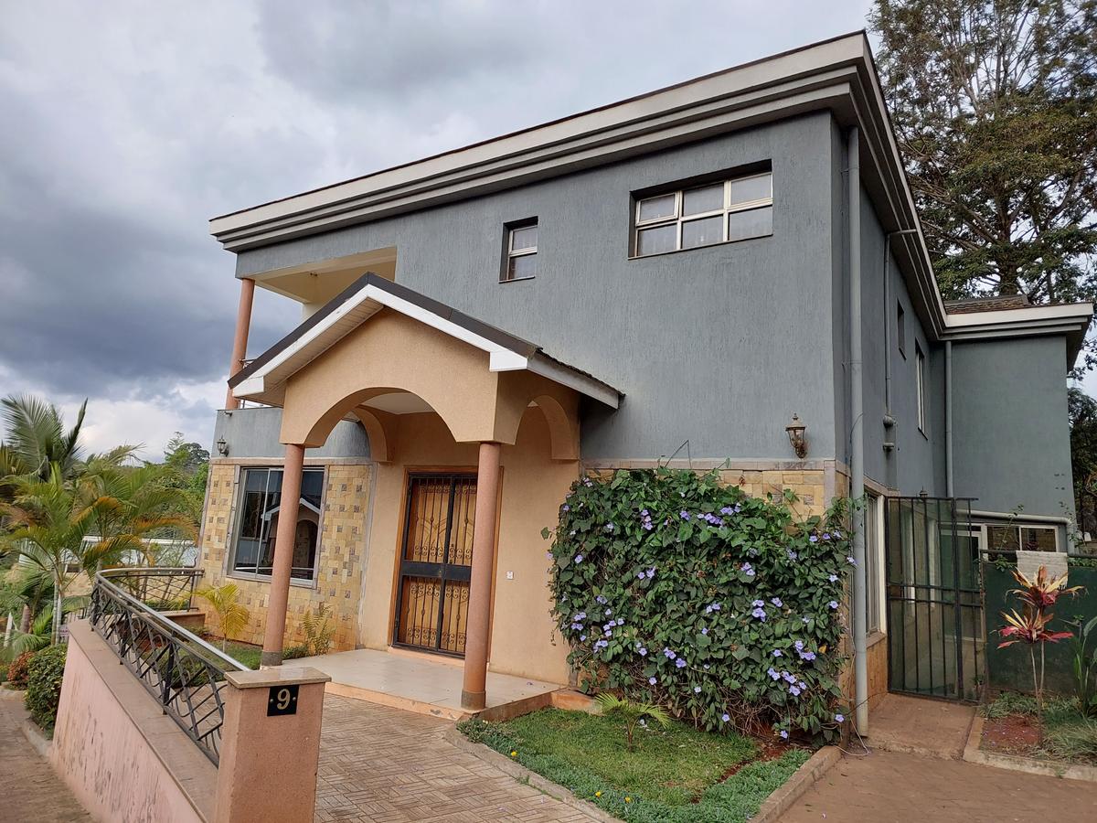 5 Bed Townhouse with En Suite at Eldama Park - 2