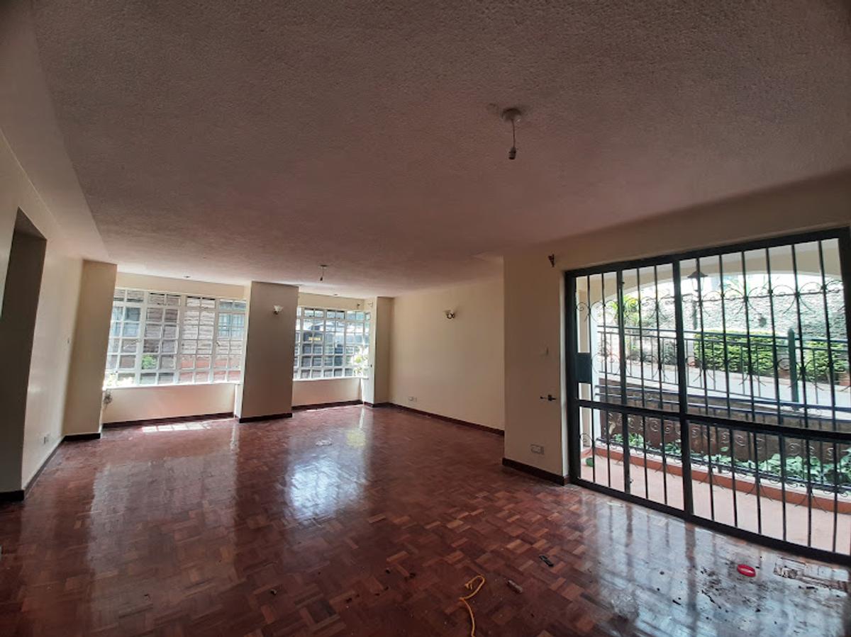 3 Bed Apartment with Parking at Hatheru Road - 5