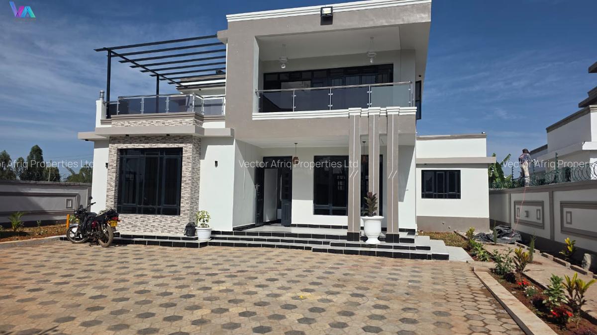 4 Bed Townhouse with En Suite in Ruiru - 4