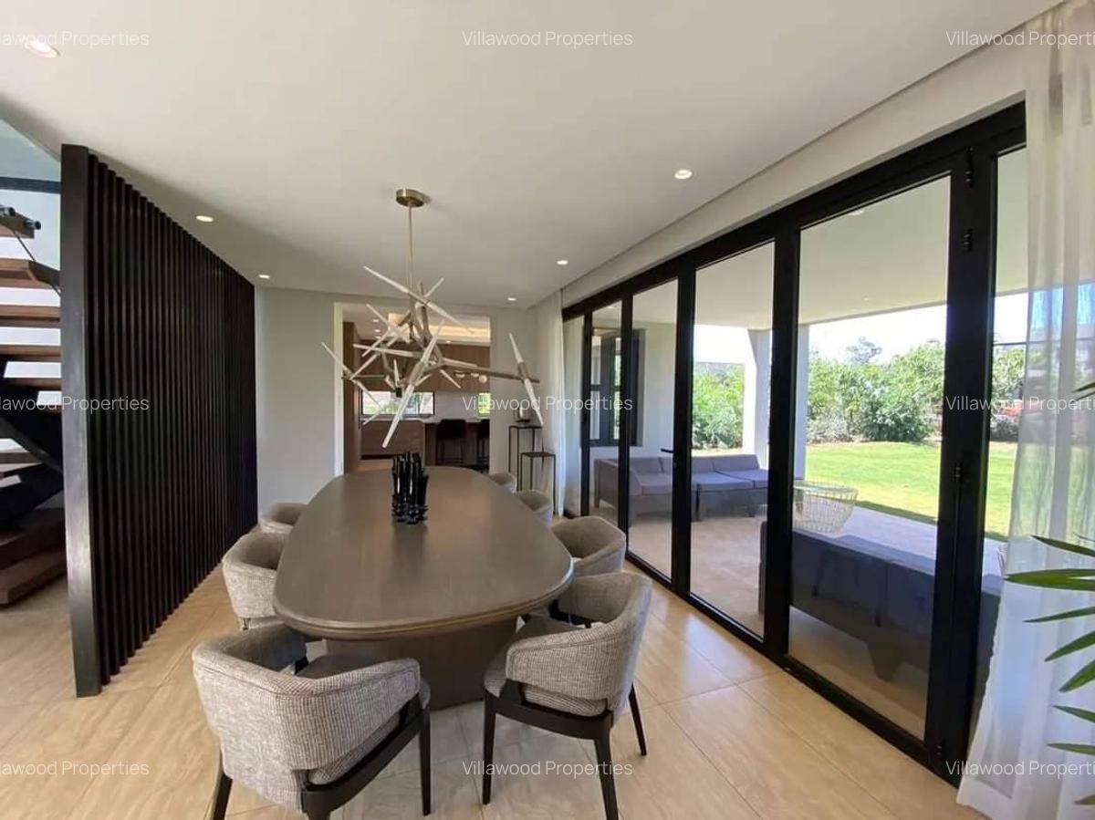 5 Bed Villa with En Suite in Runda - 4