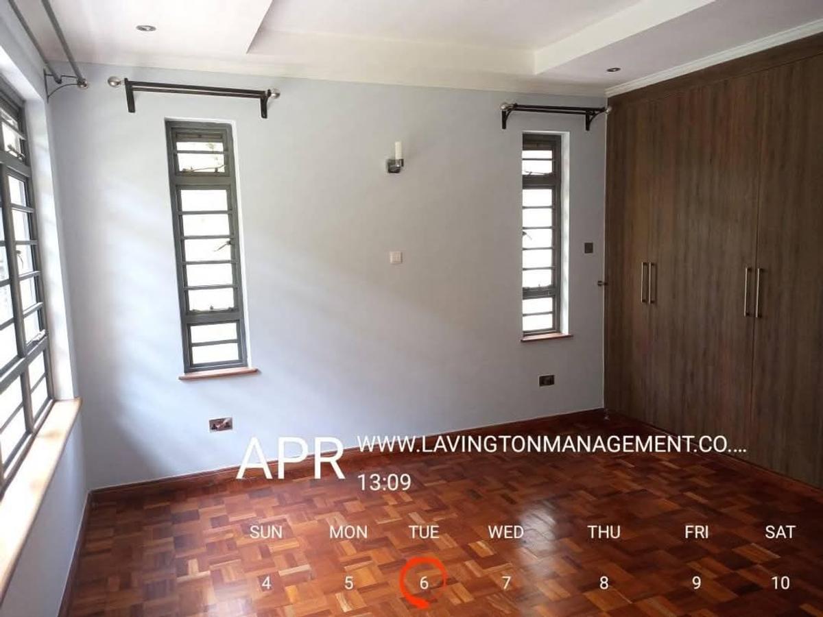 5 Bed Townhouse with En Suite at Mioton Karen - 18