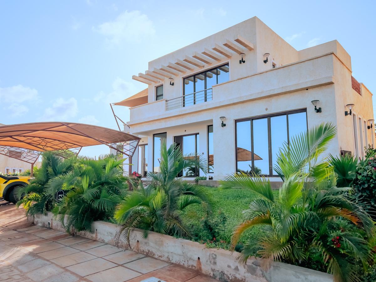 4 Bed Villa with En Suite at Malindi Highway - 13