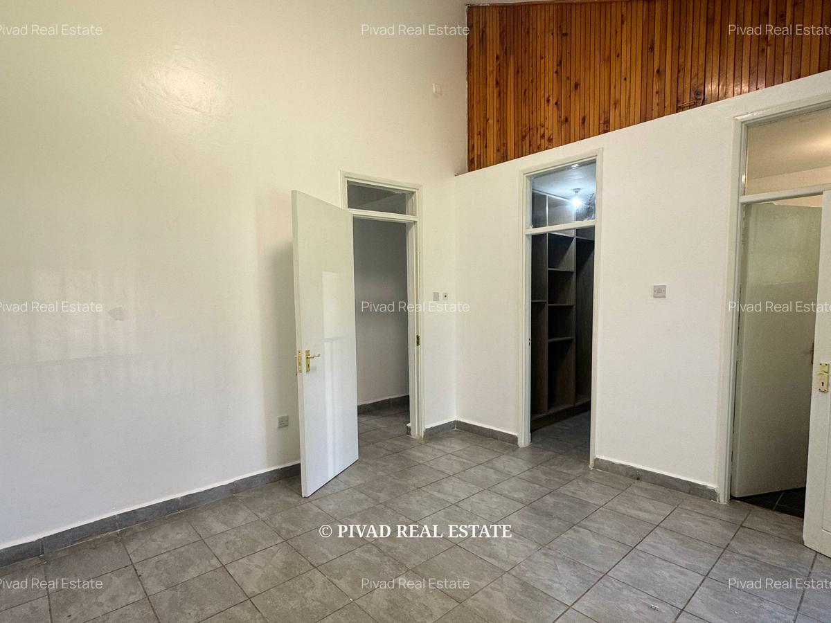 5 Bed House with Garden in Nyari - 9