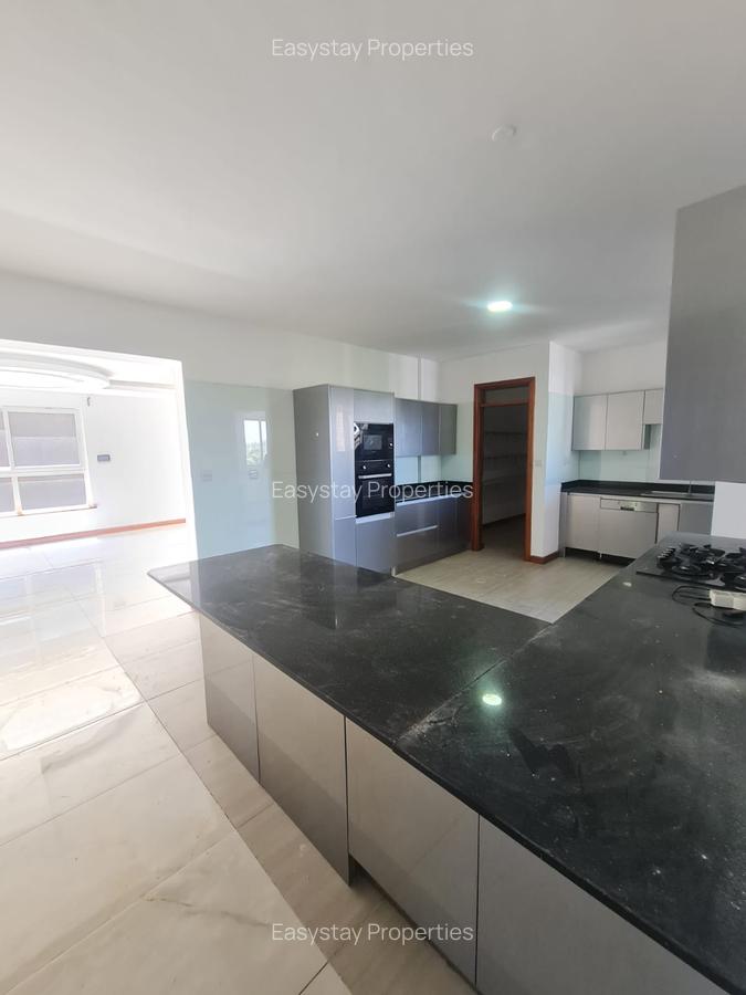 4 Bed Apartment with En Suite in General Mathenge - 2