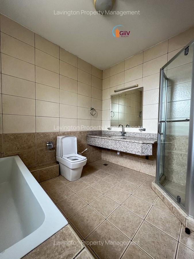 4 Bed Townhouse with En Suite at Lavington Green - 8