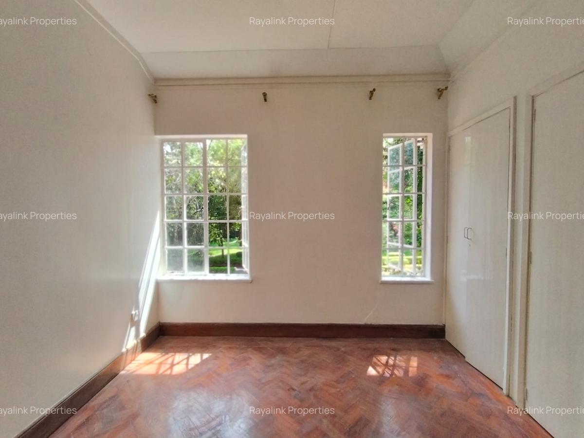 4 Bed House with En Suite at Karen - 5