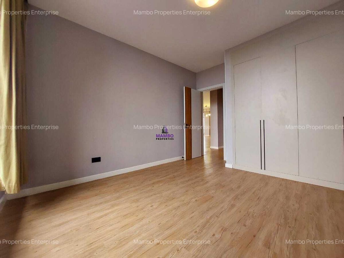 3 Bed Apartment with En Suite at Brookside Drive - 7