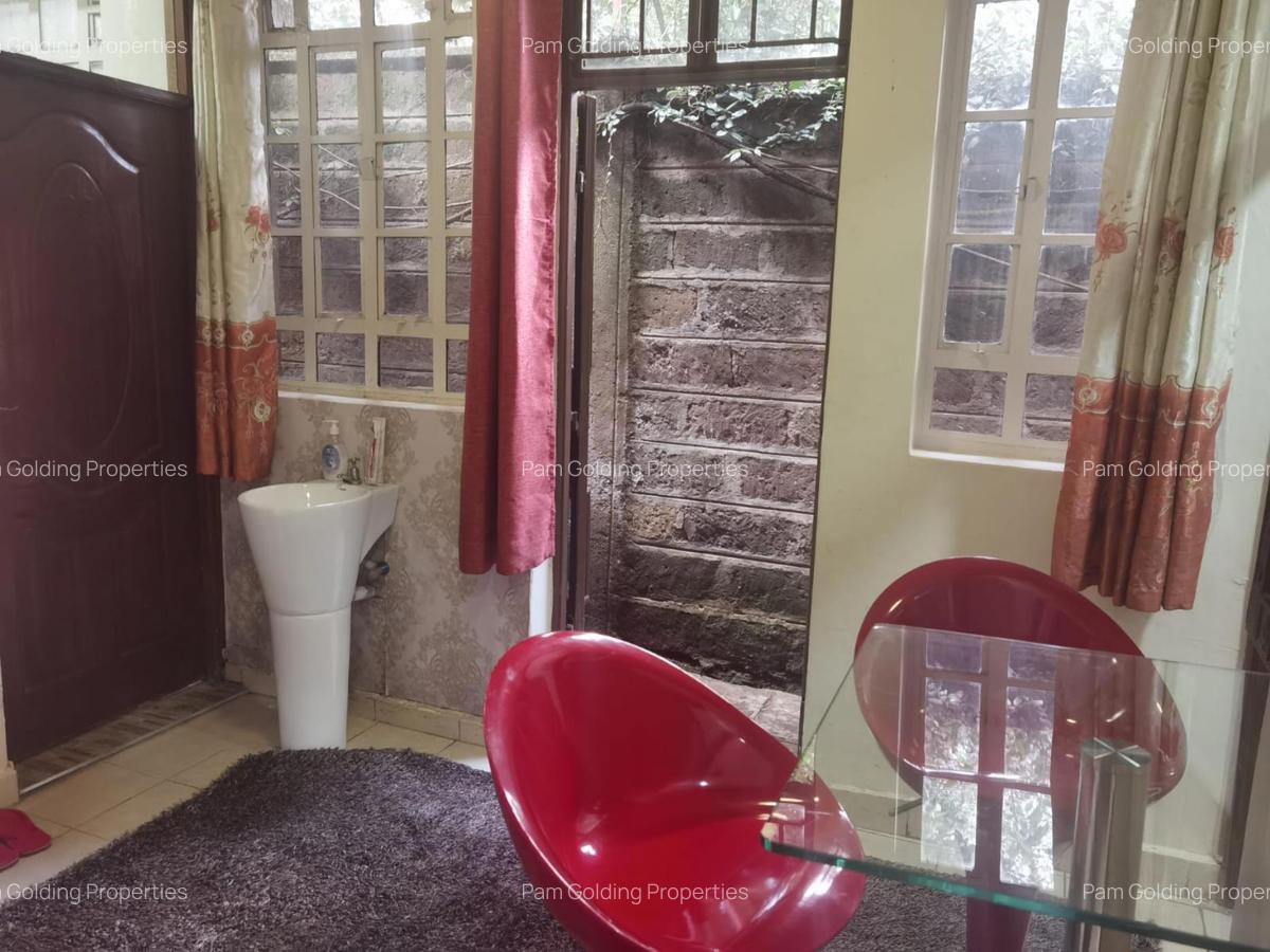 2 Bed House with En Suite in Karen - 2