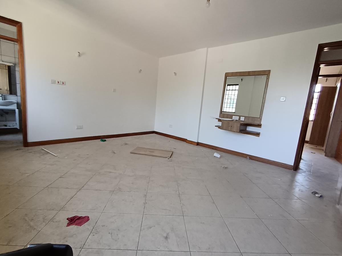 4 Bed Apartment with Borehole at General Mathenge - 12